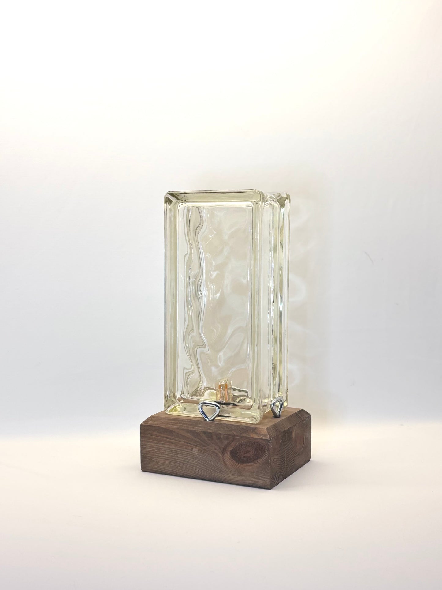 Tischlampe aus Vintage Glasbaustein: ppp - S