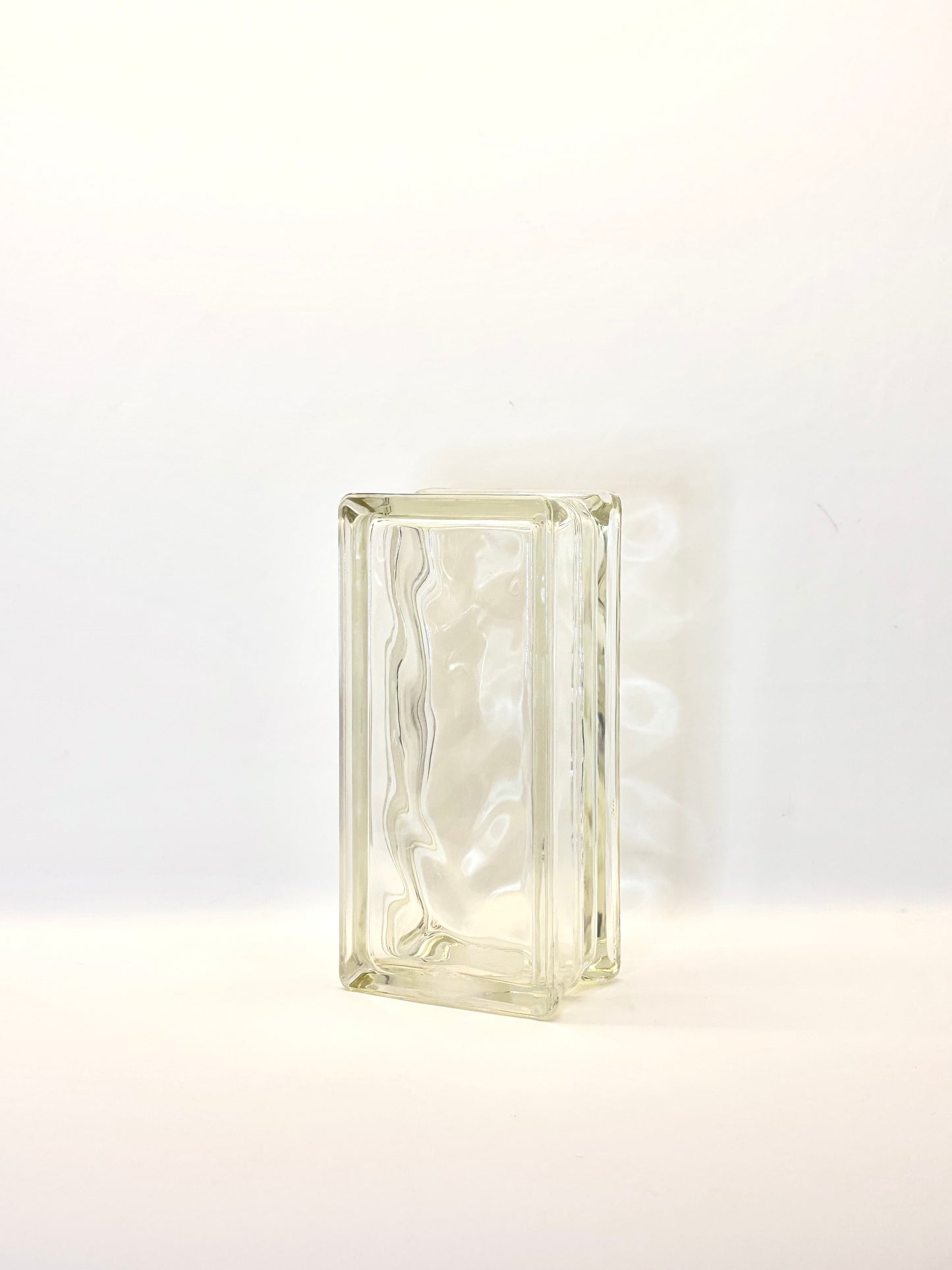 Tischlampe aus Vintage Glasbaustein: ppp - S