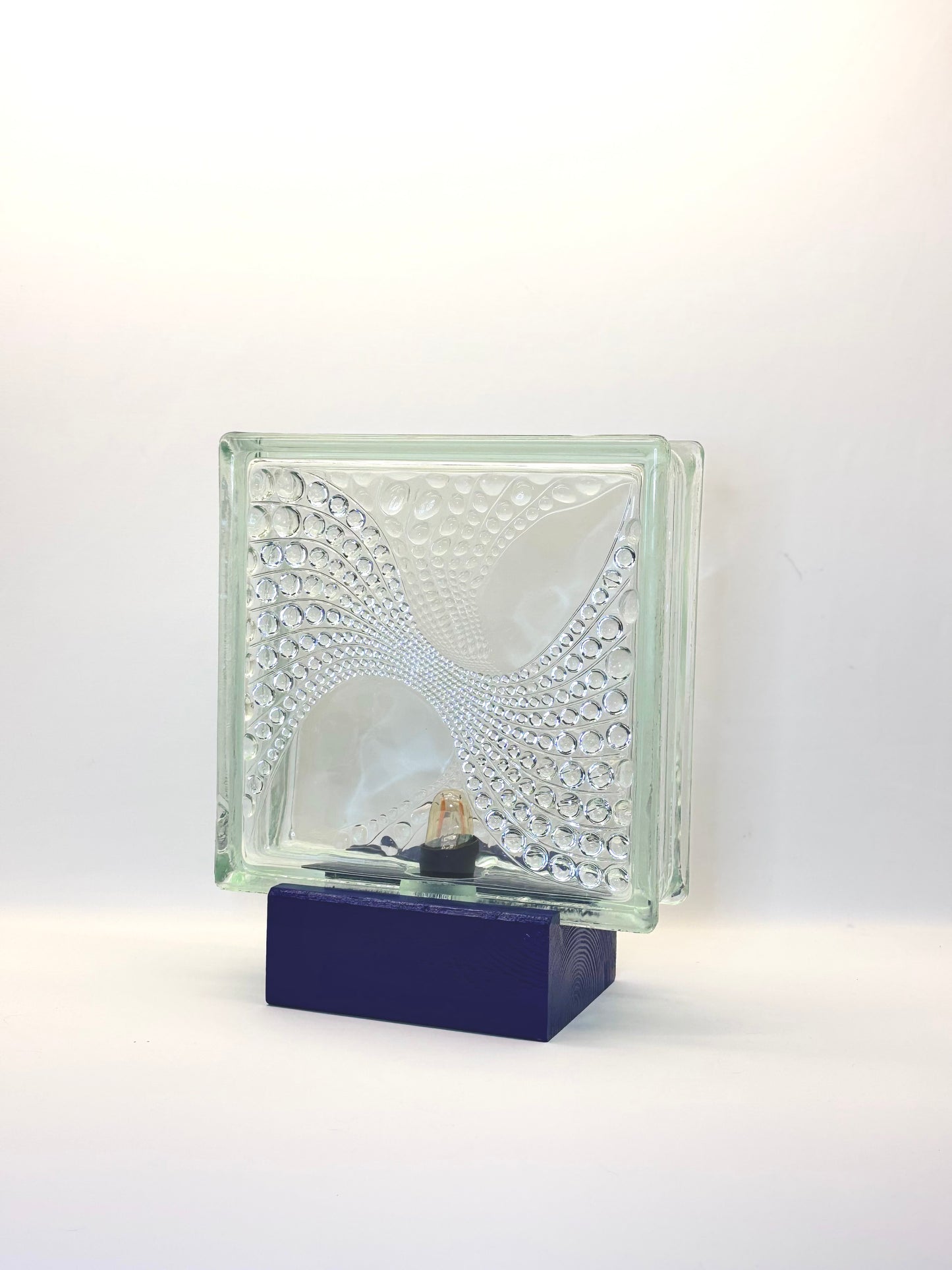 Tischlampe aus Vintage Glasbaustein: xxx - L